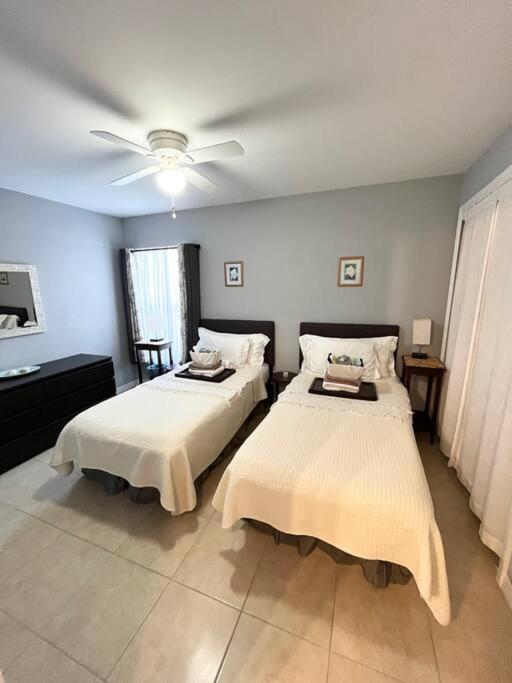 Debbie'S 3-Bedroom Apartment In A Duplex Cape Coral Exteriér fotografie